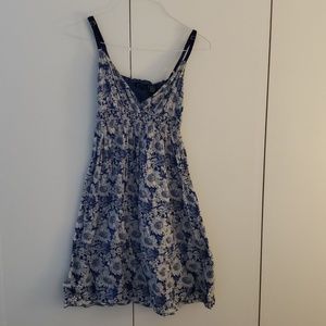 Blue & white floral sundress